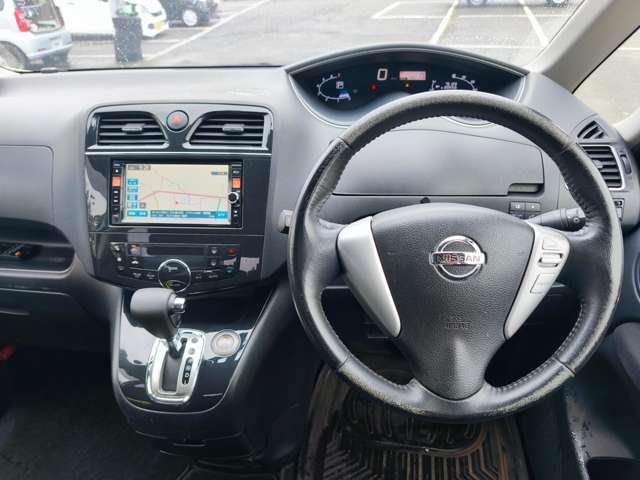 日産 セレナ ２．０ ハイウェイスター Ｇ Ｓ－ＨＹＢＲＩＤ H25年 () 99