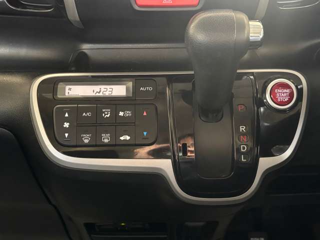 ホンダ Ｎ　ＢＯＸ ６６０ カスタムＧ Ｌパッケージ H25年 (九州・沖縄) 99