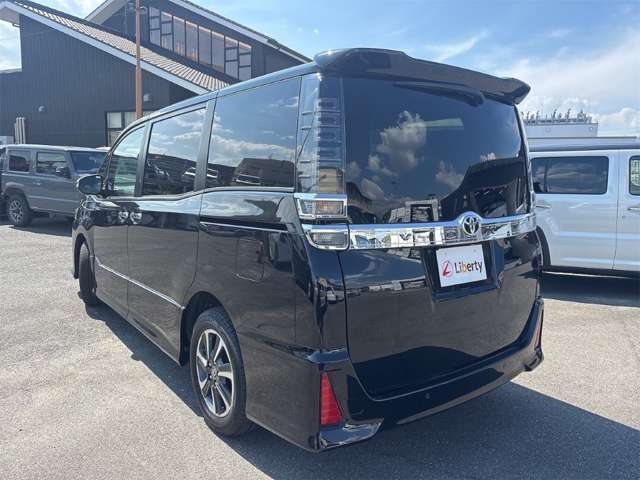 トヨタ ヴォクシー ２．０ ＺＳ 煌ＩＩ R2年 (近畿) 99