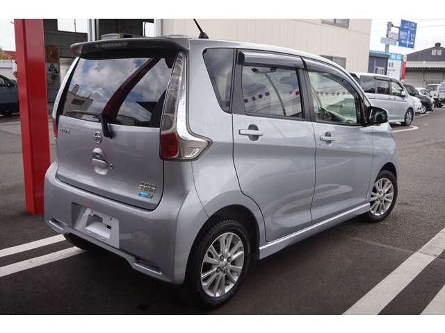 日産 デイズ ６６０ ハイウェイスターＸ H25年 (東海) 99