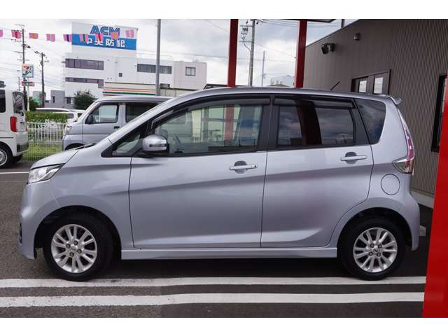 日産 デイズ ６６０ ハイウェイスターＸ H25年 (東海) 99