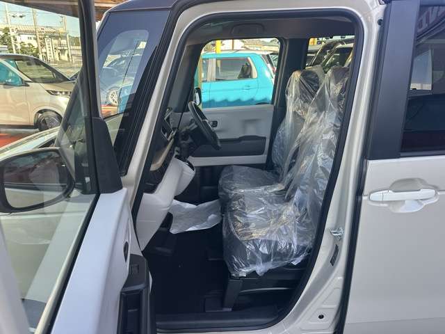 ホンダ Ｎ　ＢＯＸ ６６０ ファッションスタイル ２トーン R8年 () 99