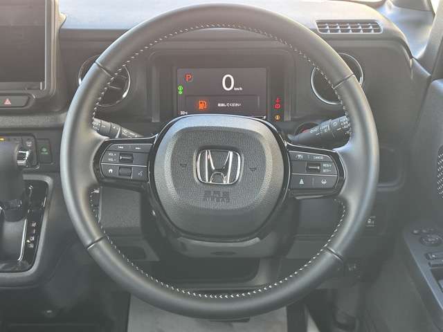 ホンダ Ｎ　ＢＯＸ カスタム ６６０ ブラック スタイル R8年 () 99