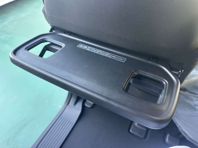 ホンダ Ｎ　ＢＯＸ カスタム ６６０ ブラック スタイル R8年 () 99