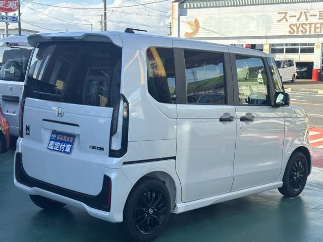 ホンダ Ｎ　ＢＯＸ カスタム ６６０ ブラック スタイル R8年 () 99