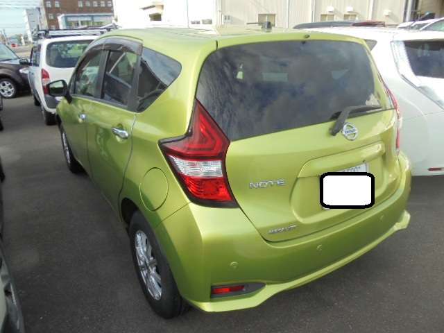 日産 ノート １．２ メダリスト Ｘ ＦＯＵＲ ４ＷＤ H30年 (甲信越・北陸) 99