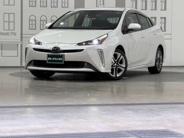 トヨタ プリウス １．８ Ｓ ツーリングセレクション Ｅ－ＦＯＵＲ ４ＷＤ R2年 (甲信越・北陸) 99