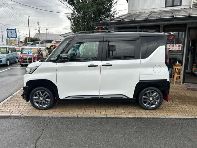 三菱 デリカ　ミニ ６６０ Ｔ プレミアム ４ＷＤ R5年 () 99