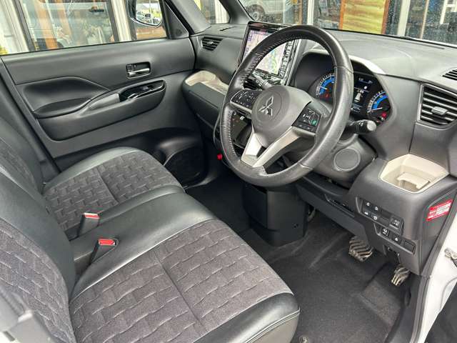 三菱 デリカ　ミニ ６６０ Ｔ プレミアム ４ＷＤ R5年 () 99