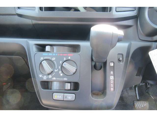 ダイハツ ミラ　イース ６６０ Ｌ ＳＡＩＩＩ R8年 (関東) 99