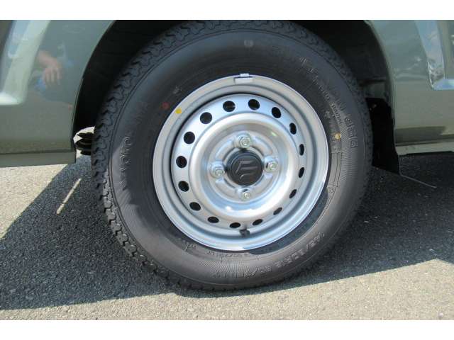 スズキ キャリイトラック ６６０ ＫＣ農繁 ３方開 ４ＷＤ R8年 (関東) 99