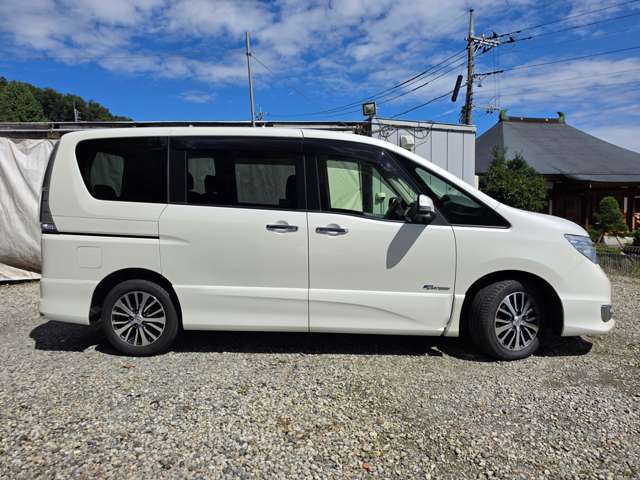 日産 セレナ ２．０ ハイウェイスター Ｖセレクション＋ＳＡＦＥＴＹ Ｓ－ＨＹＢＲＩＤ H26年 (関東) 99