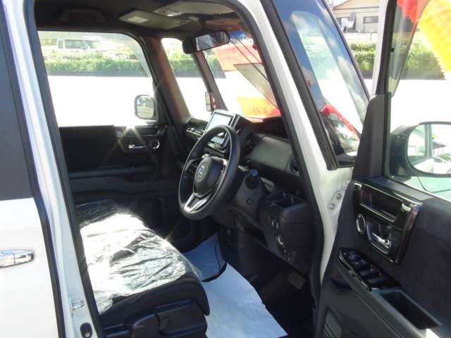 ホンダ Ｎ　ＢＯＸ カスタム ６６０ Ｇ Ｌ ホンダセンシング H29年 () 99