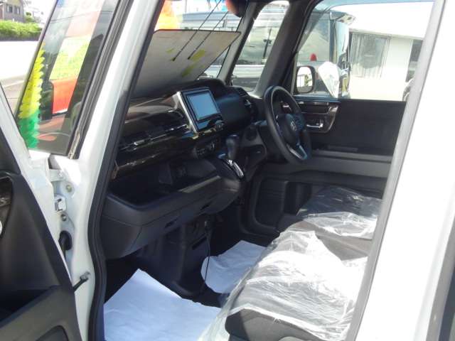 ホンダ Ｎ　ＢＯＸ カスタム ６６０ Ｇ Ｌ ホンダセンシング H29年 () 99