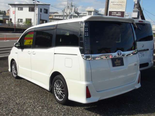 トヨタ ヴォクシー １．８ ハイブリッド ＺＳ H28年 () 99