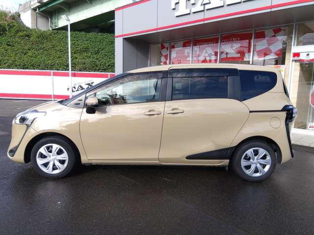 トヨタ シエンタ　ハイブリッド ハイブリッド １．５ Ｇ R3年 (東北) 99