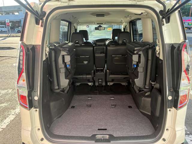 日産 セレナ ２．０ ハイウェイスター Ｖ ４ＷＤ R3年 (東北) 99