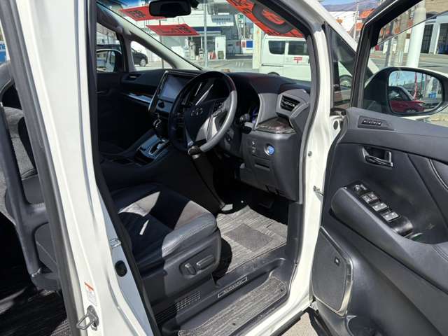 トヨタ アルファード　ハイブリッド ハイブリッド ２．５ ＳＲ Ｅ－ＦＯＵＲ ４ＷＤ H27年 (東北) 99