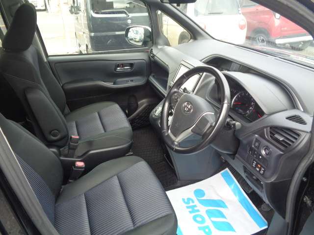 トヨタ ヴォクシー ２．０ ＺＳ 煌 H28年 (関東) 99