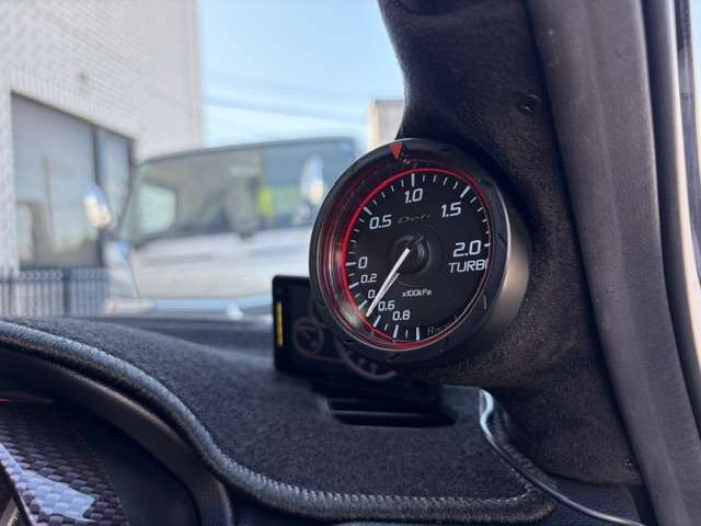 スズキ スイフト スポーツ １．４ R5年 (関東) 99
