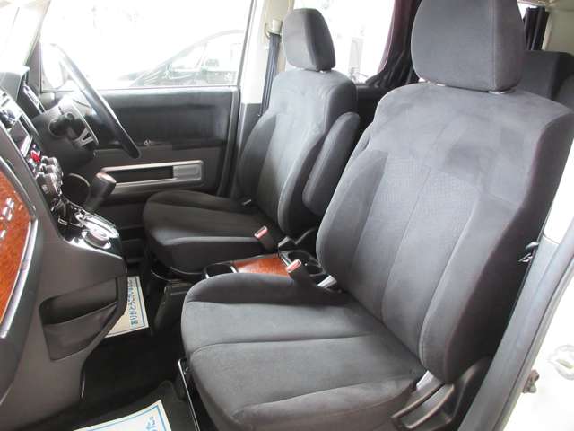 三菱 デリカ　Ｄ：５ ２．２ Ｄ パワーパッケージ ディーゼルターボ ４ＷＤ H27年 (関東) 99
