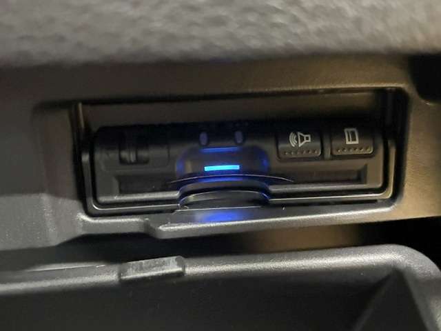 日産 セレナ １．２ Ｅ－ＰＯＷＥＲ ＸＶ R1年 (関東) 99