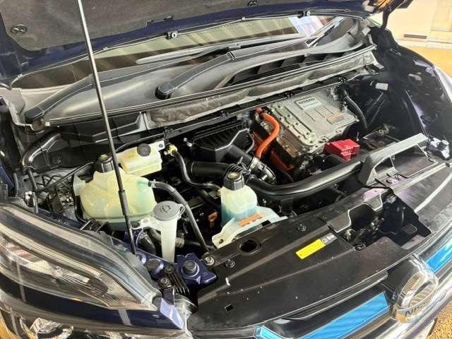 日産 セレナ １．２ Ｅ－ＰＯＷＥＲ ＸＶ R1年 (関東) 99