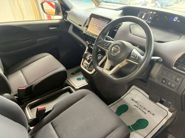日産 セレナ １．２ Ｅ－ＰＯＷＥＲ ＸＶ R1年 (関東) 99
