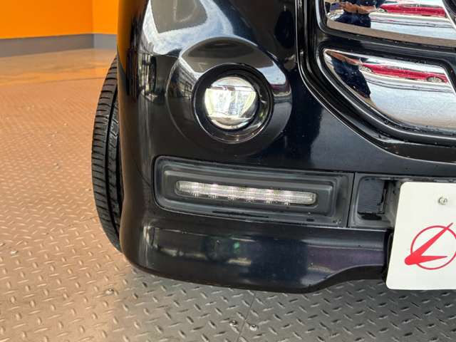 スズキ スペーシア ６６０ カスタム Ｚ デュアルカメラブレーキサポート装着車 H29年 (近畿) 99