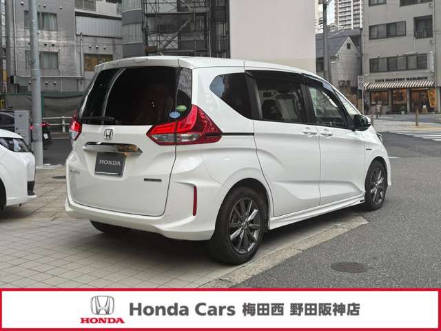 ホンダ フリード　ハイブリッド １．５ ハイブリッド ＥＸ H29年 (近畿) 99