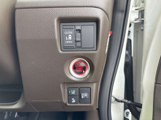 ホンダ Ｎ　ＢＯＸ ６６０ Ｌ R4年 (近畿) 99