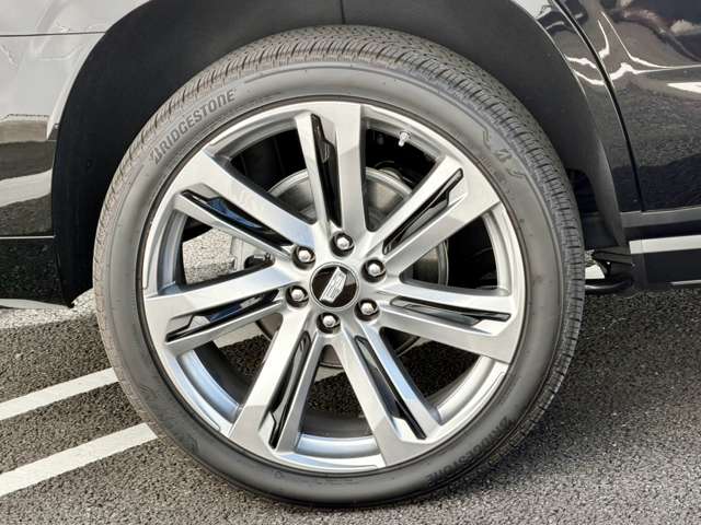 キャデラック エスカレード スポーツ ４ＷＤ R7年 (近畿) 99