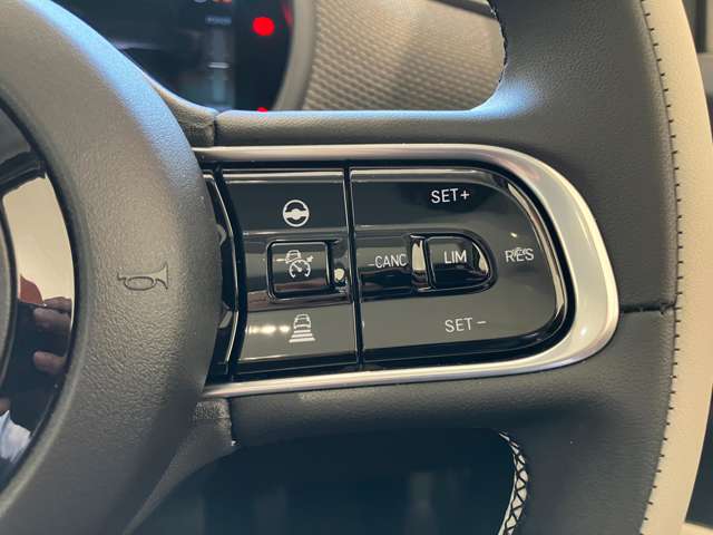 フィアット ５００ｅ アイコン R8年 (近畿) 99