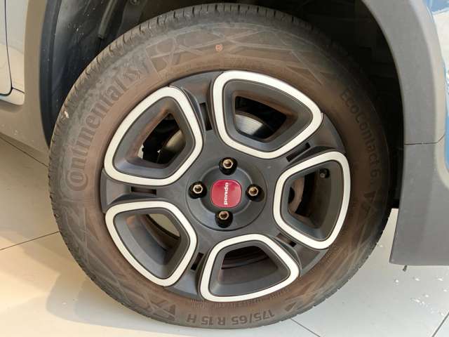 フィアット パンダ ストリート ４×４ ４ＷＤ R4年 (近畿) 99