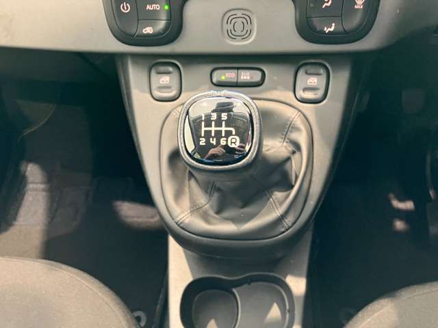 フィアット パンダ ストリート ４×４ ４ＷＤ R4年 (近畿) 99