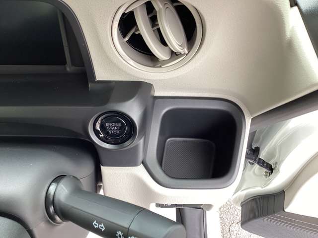 ホンダ Ｎ　ＢＯＸ ６６０ R8年 (四国) 99