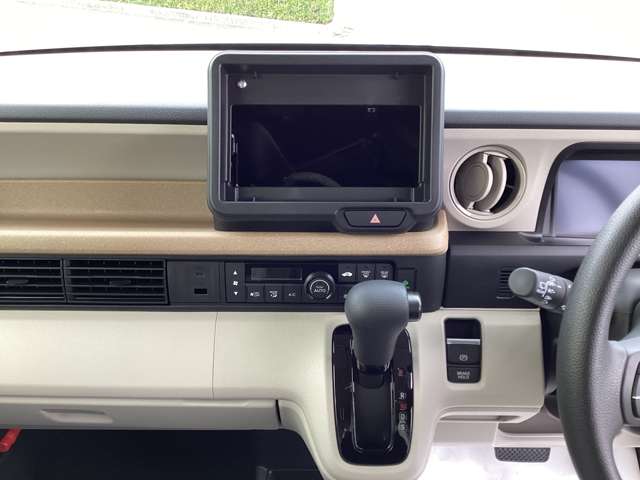 ホンダ Ｎ　ＢＯＸ ６６０ R8年 (四国) 99