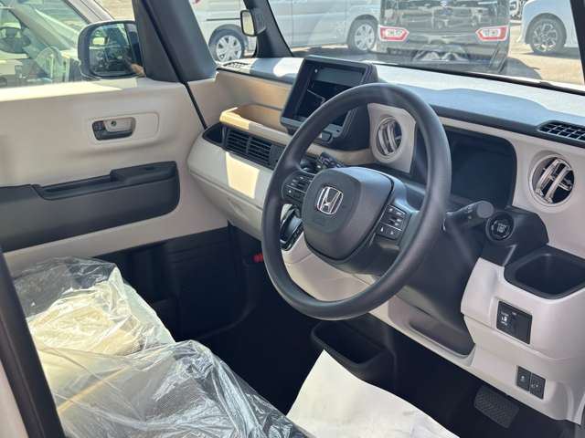 ホンダ Ｎ　ＢＯＸ ６６０ R8年 (四国) 99