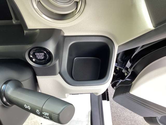ホンダ Ｎ　ＢＯＸ ６６０ R8年 (四国) 99