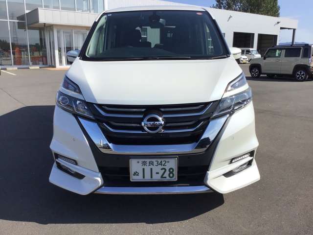 日産 セレナ ２．０ ハイウェイスター ４ＷＤ H28年 (東北) 99