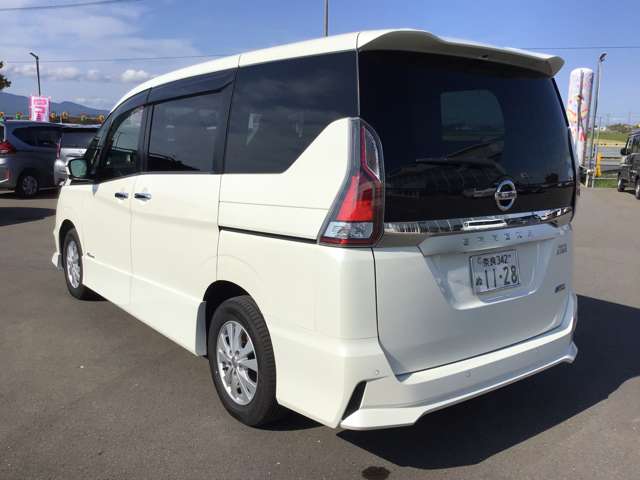 日産 セレナ ２．０ ハイウェイスター ４ＷＤ H28年 (東北) 99