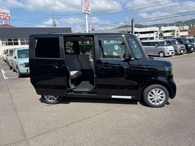 ホンダ Ｎ　ＢＯＸ ６６０ R8年 (四国) 99