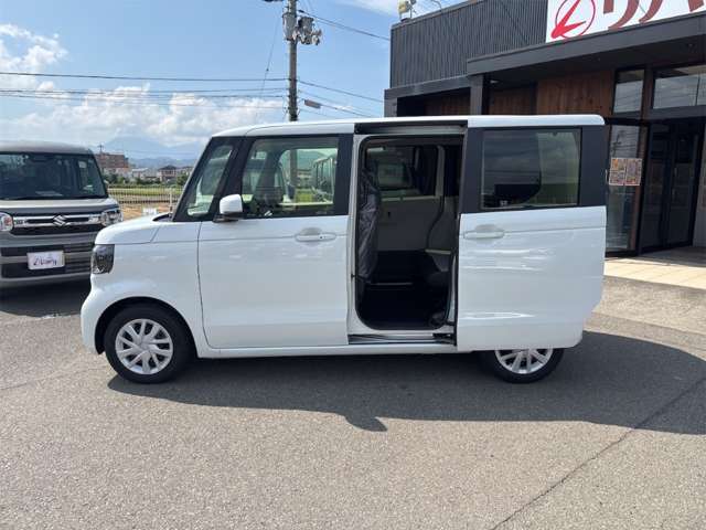 ホンダ Ｎ　ＢＯＸ ６６０ R8年 (四国) 99