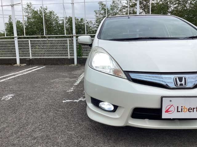 ホンダ フィット　シャトル　ハイブリッド １．３ スマートセレクション H24年 (四国) 99