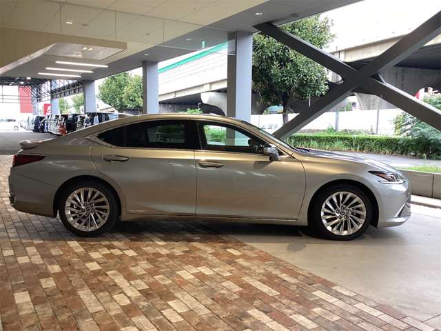 レクサス ＥＳ３００ｈ バージョンＬ R2年 () 99