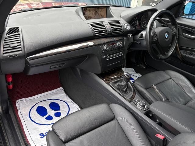 ＢＭＷ １シリーズ １３５Ｉ H21年 (近畿) 99
