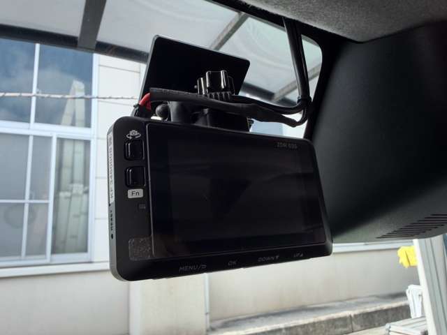 トヨタ ルーミー １．０ カスタム Ｇ－Ｔ R4年 () 99