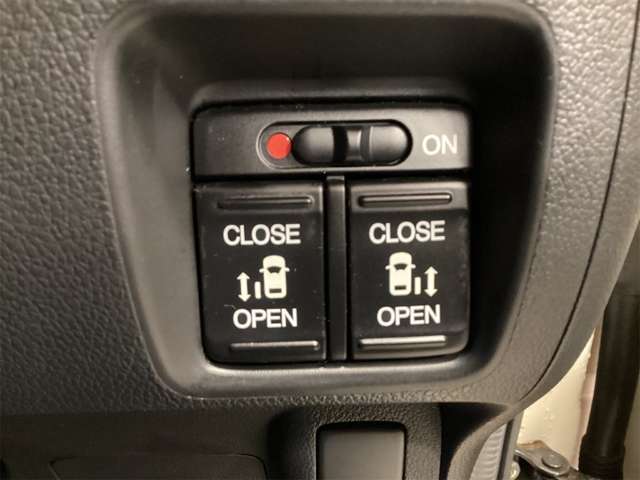 ホンダ Ｎ　ＢＯＸ ６６０ カスタムＧ Ａパッケージ H26年 (近畿) 99