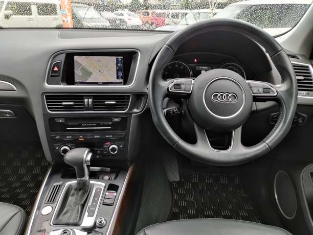 アウディ Ｑ５ ２．０ ＴＦＳＩ クワトロ ４ＷＤ H28年 () 99