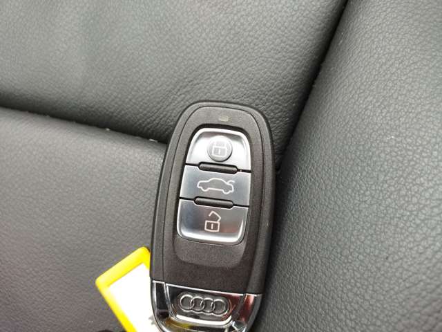 アウディ Ｑ５ ２．０ ＴＦＳＩ クワトロ ４ＷＤ H28年 () 99